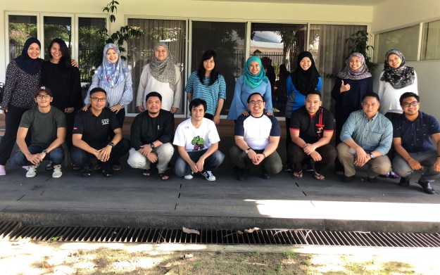 CE8FC8B2-3743-4BB8-8F5F-CA19A8409F48